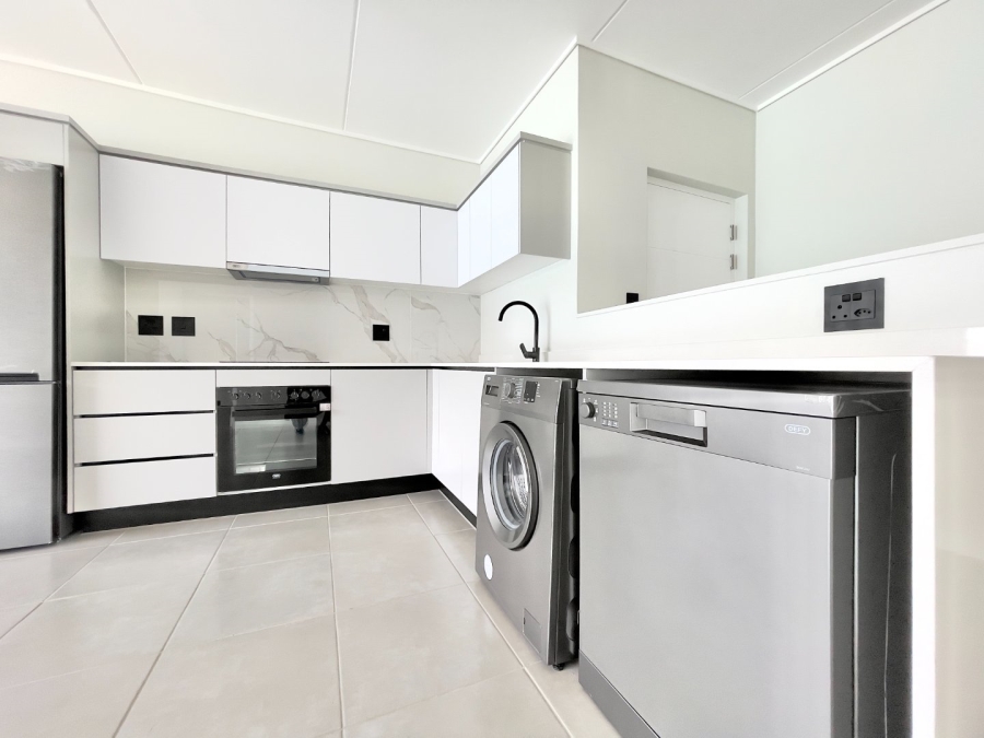 To Let 3 Bedroom Property for Rent in Waterfall Gauteng