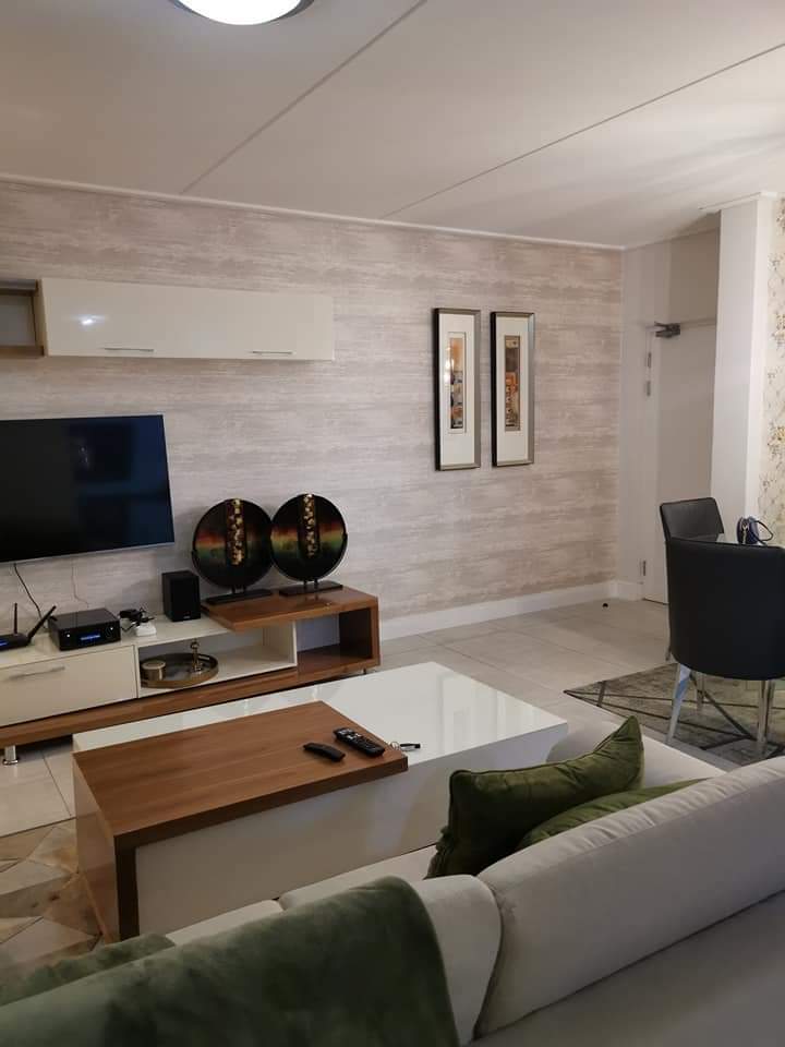 To Let 3 Bedroom Property for Rent in The Polofields Gauteng
