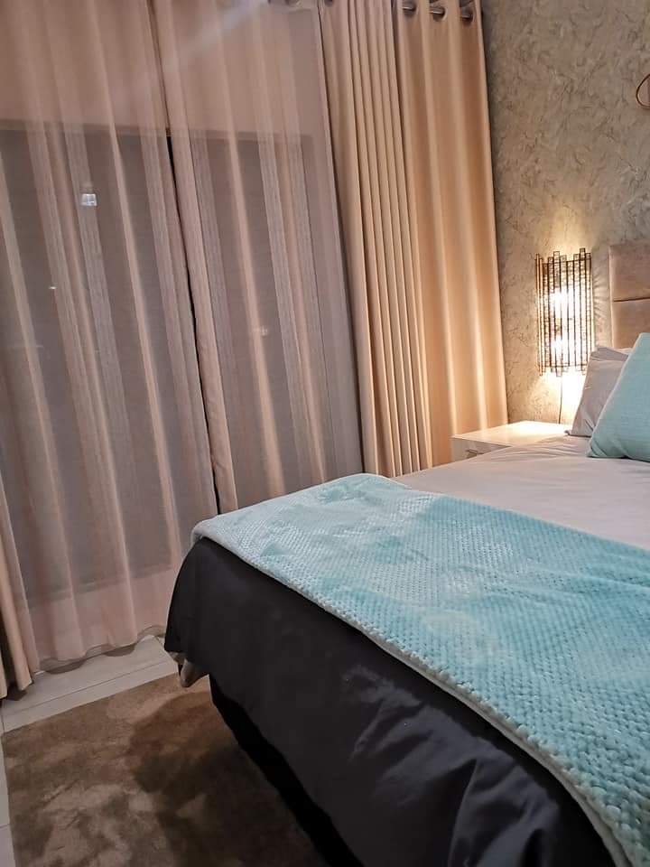 To Let 3 Bedroom Property for Rent in The Polofields Gauteng