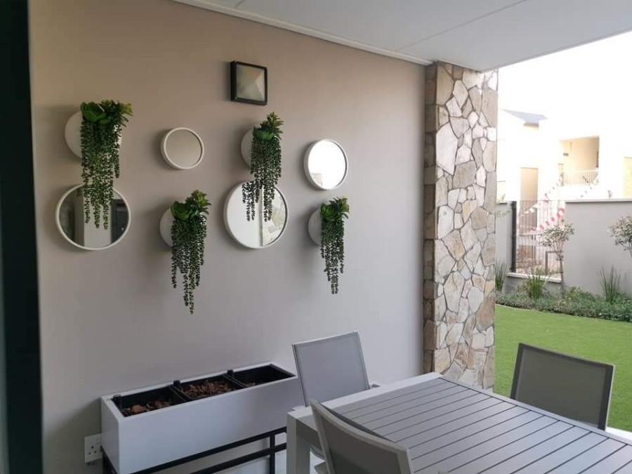 To Let 3 Bedroom Property for Rent in The Polofields Gauteng