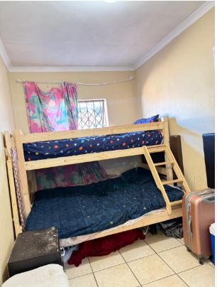 2 Bedroom Property for Sale in Clayville Gauteng