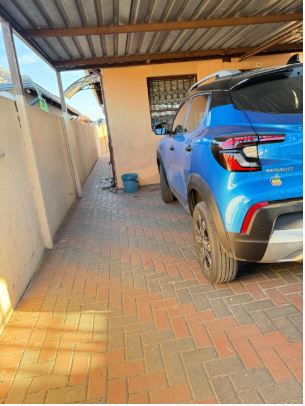 2 Bedroom Property for Sale in Clayville Gauteng
