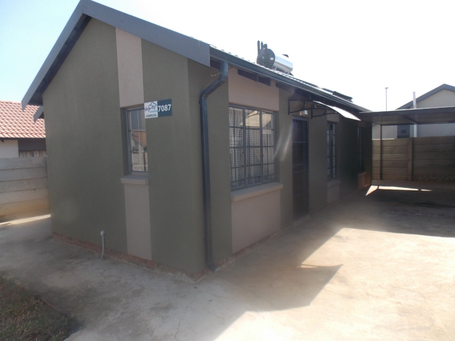 To Let 3 Bedroom Property for Rent in Sky City Gauteng