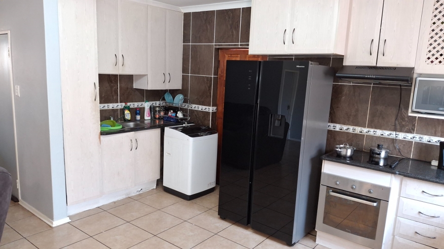 2 Bedroom Property for Sale in Theresa Park Gauteng