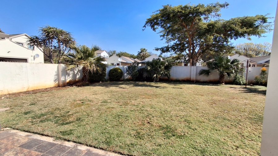 2 Bedroom Property for Sale in Theresa Park Gauteng
