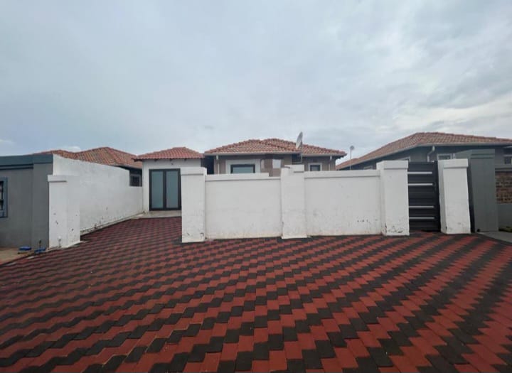 3 Bedroom Property for Sale in Lotus Gardens Gauteng