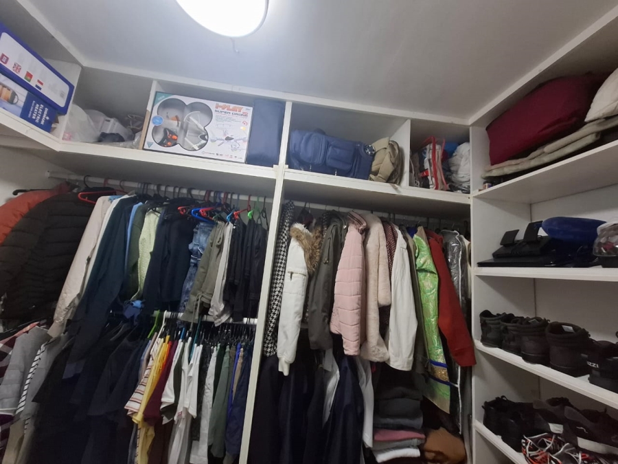 6 Bedroom Property for Sale in Croydon Gauteng