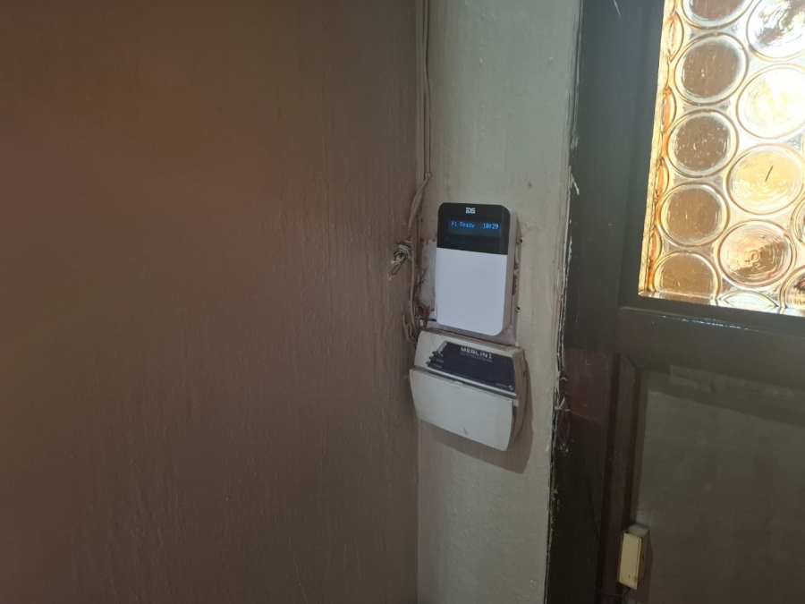 6 Bedroom Property for Sale in Croydon Gauteng