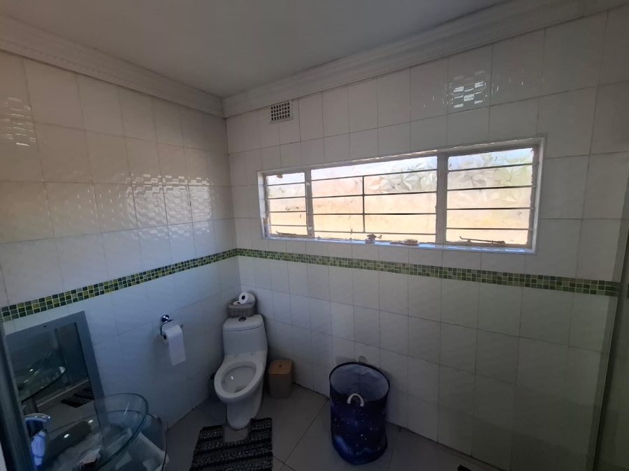 6 Bedroom Property for Sale in Croydon Gauteng