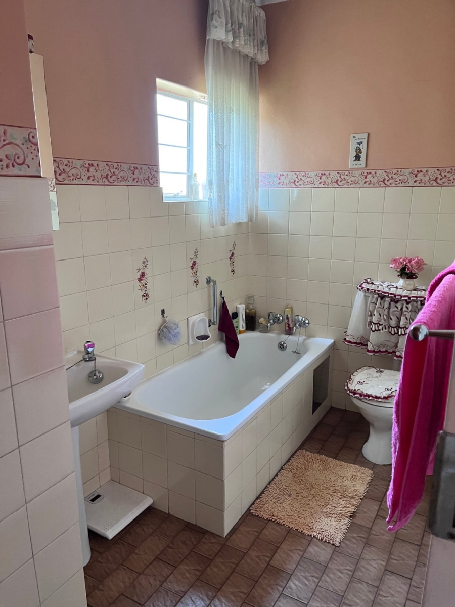 3 Bedroom Property for Sale in Sinoville Gauteng
