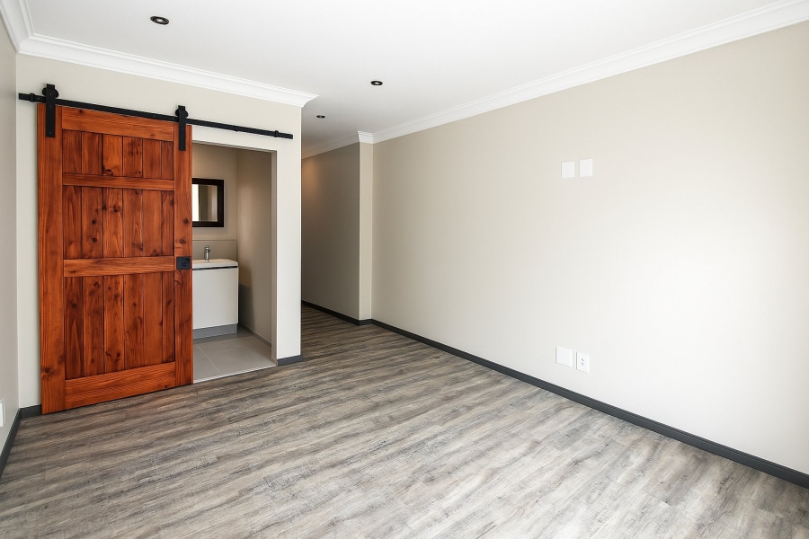 3 Bedroom Property for Sale in Thatchfield Hills Gauteng