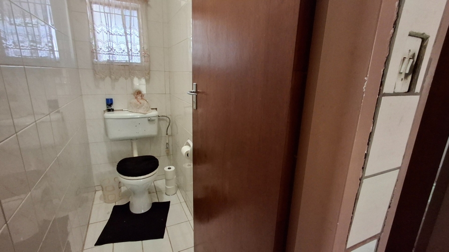 4 Bedroom Property for Sale in Sinoville Gauteng