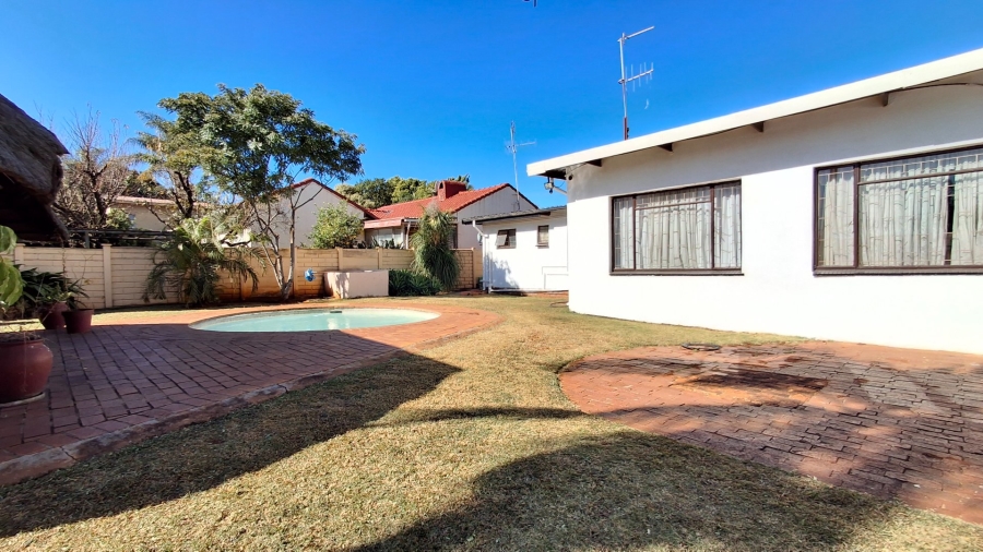 4 Bedroom Property for Sale in Sinoville Gauteng