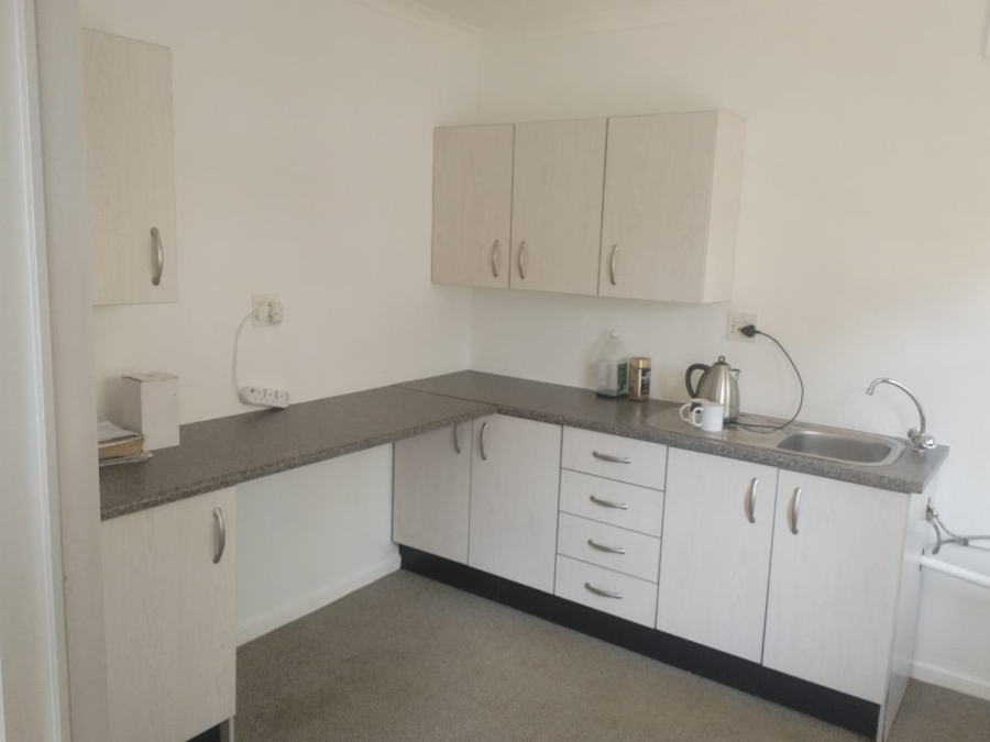 To Let 3 Bedroom Property for Rent in Hurlyvale Gauteng