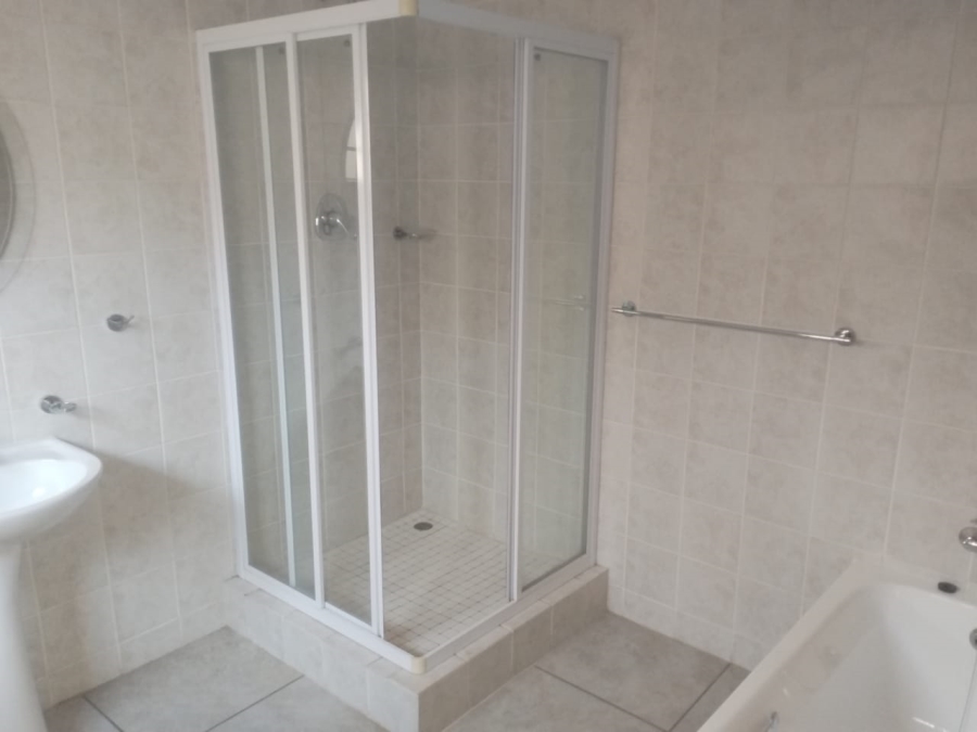 To Let 3 Bedroom Property for Rent in Hurlyvale Gauteng