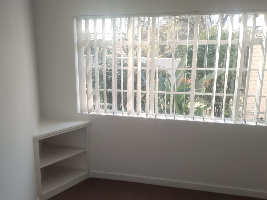 To Let 3 Bedroom Property for Rent in Hurlyvale Gauteng