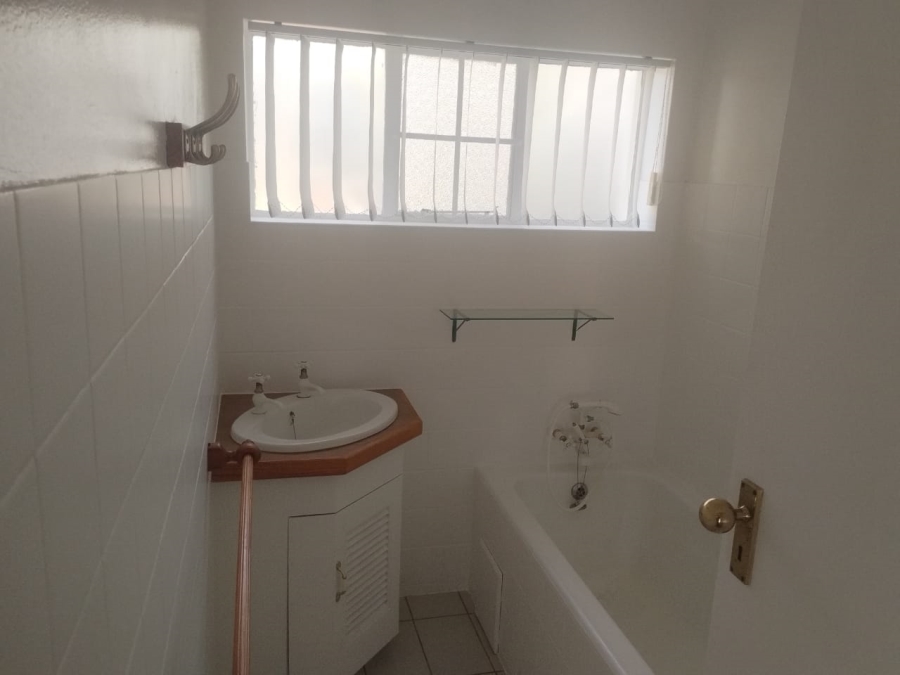 To Let 3 Bedroom Property for Rent in Hurlyvale Gauteng