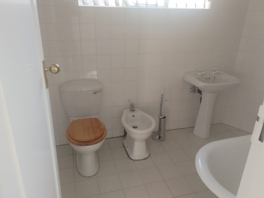 To Let 3 Bedroom Property for Rent in Hurlyvale Gauteng