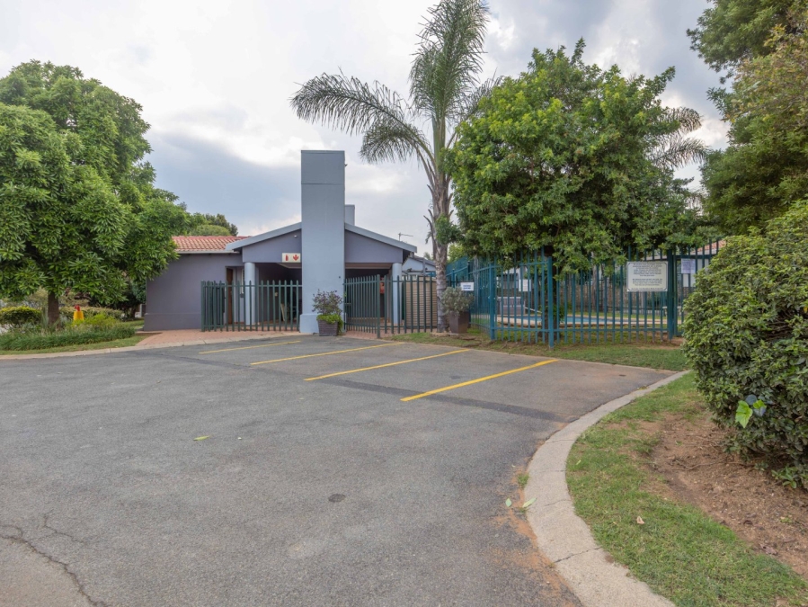 To Let 2 Bedroom Property for Rent in Eden Glen Gauteng