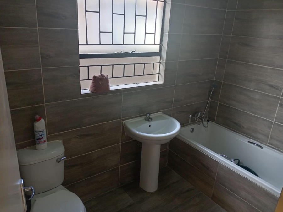 3 Bedroom Property for Sale in Soshanguve VV Gauteng