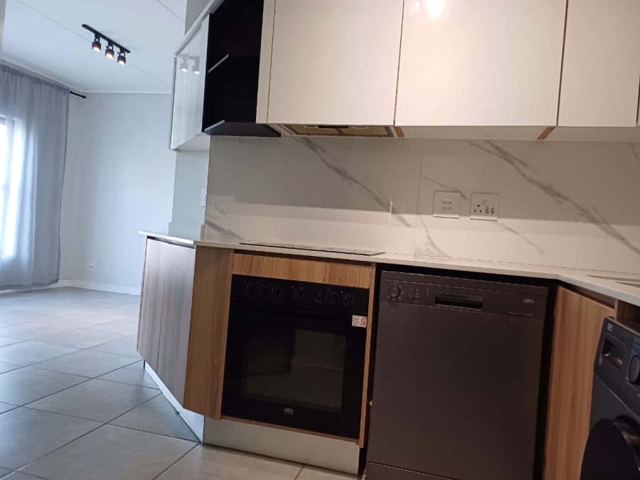 To Let 1 Bedroom Property for Rent in Waterfall Gauteng