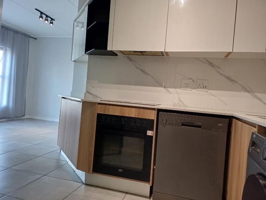 To Let 1 Bedroom Property for Rent in Waterfall Gauteng