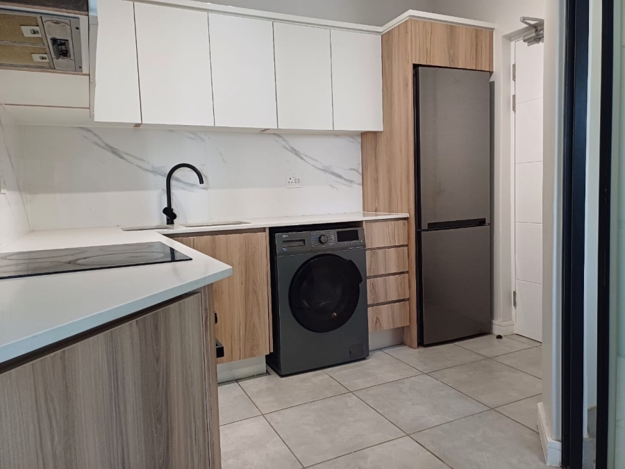 To Let 1 Bedroom Property for Rent in Waterfall Gauteng