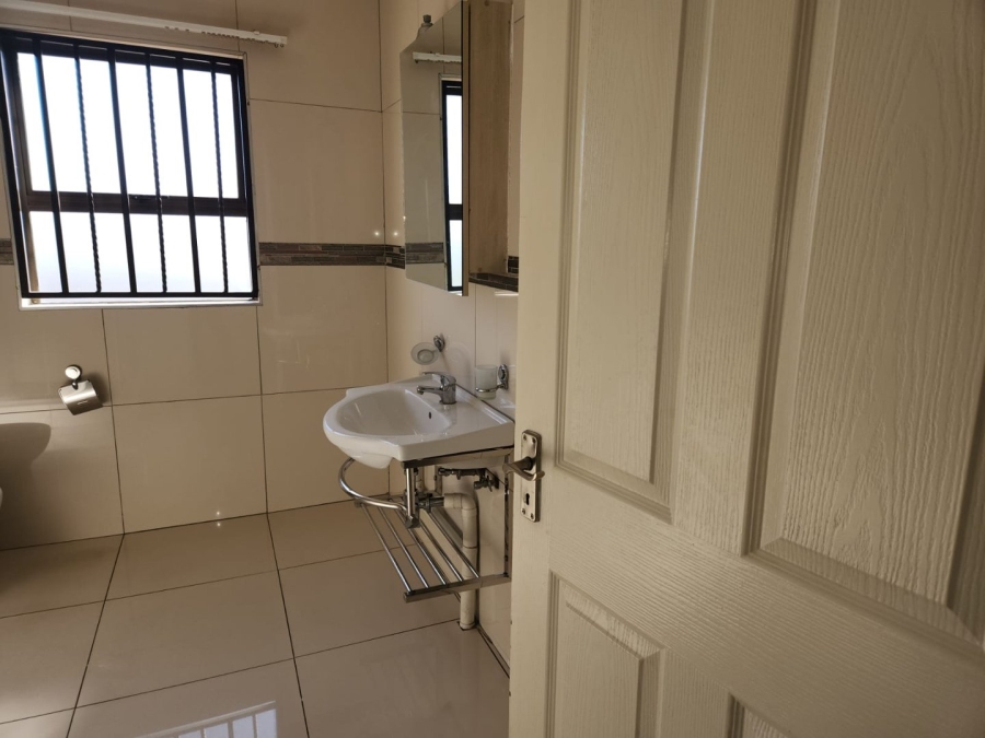 To Let 3 Bedroom Property for Rent in Evans Park Gauteng