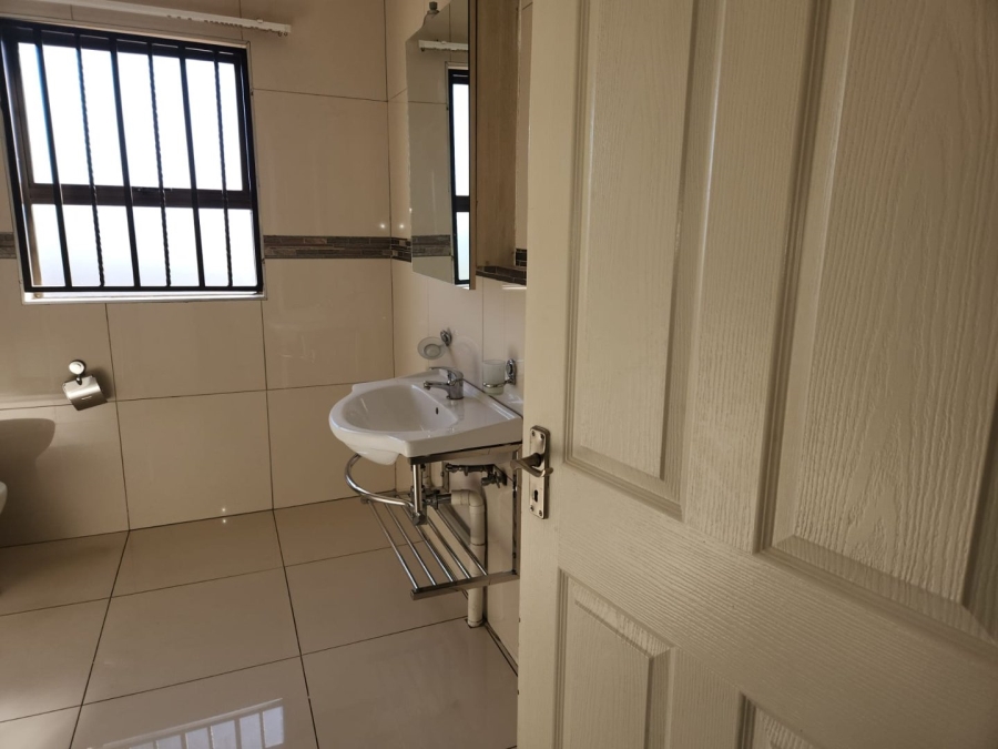 To Let 3 Bedroom Property for Rent in Evans Park Gauteng