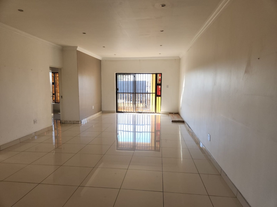 To Let 3 Bedroom Property for Rent in Evans Park Gauteng