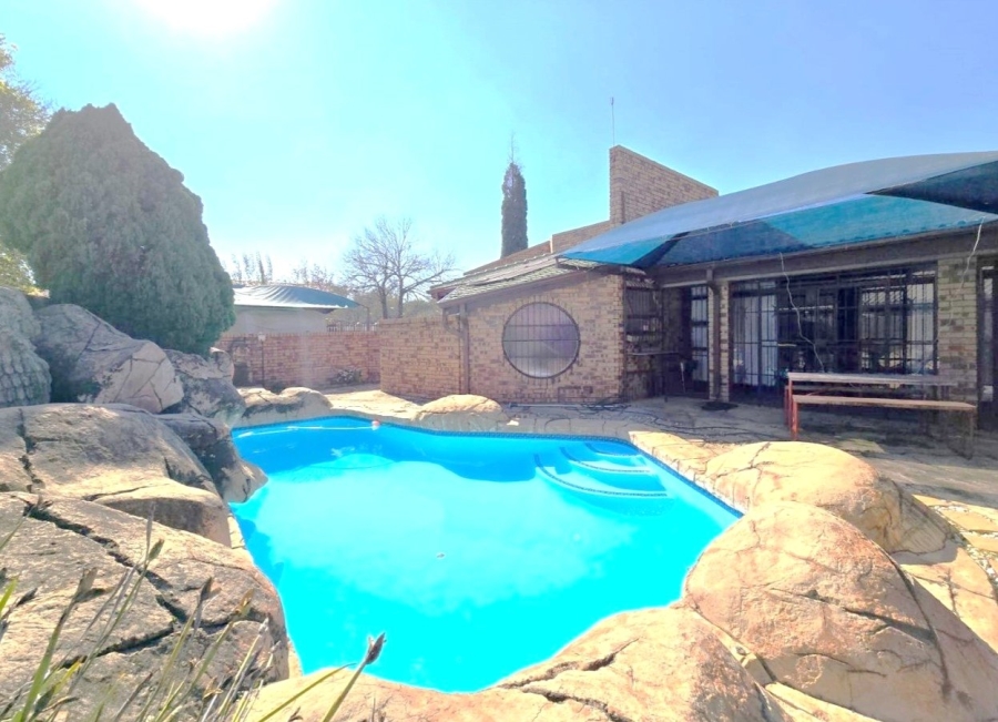4 Bedroom Property for Sale in Ferryvale Gauteng