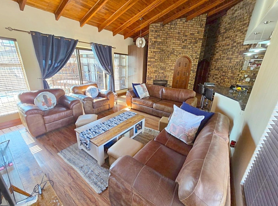 4 Bedroom Property for Sale in Ferryvale Gauteng