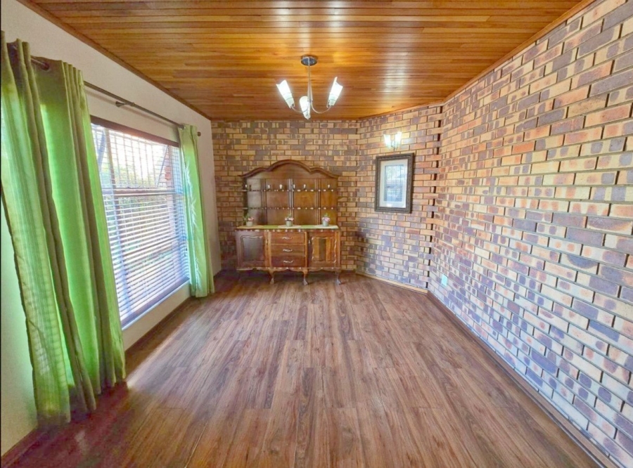 4 Bedroom Property for Sale in Ferryvale Gauteng