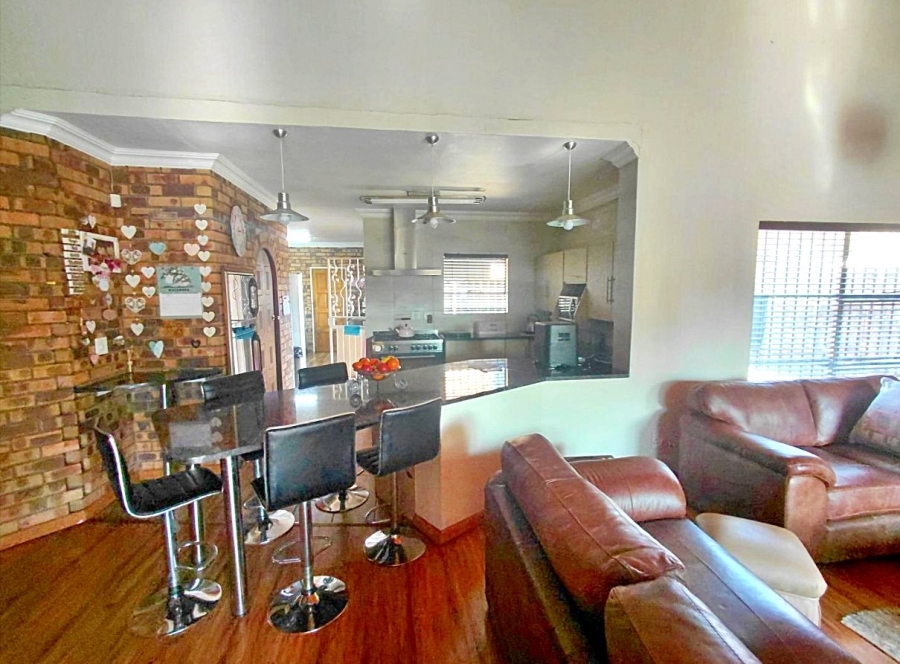 4 Bedroom Property for Sale in Ferryvale Gauteng