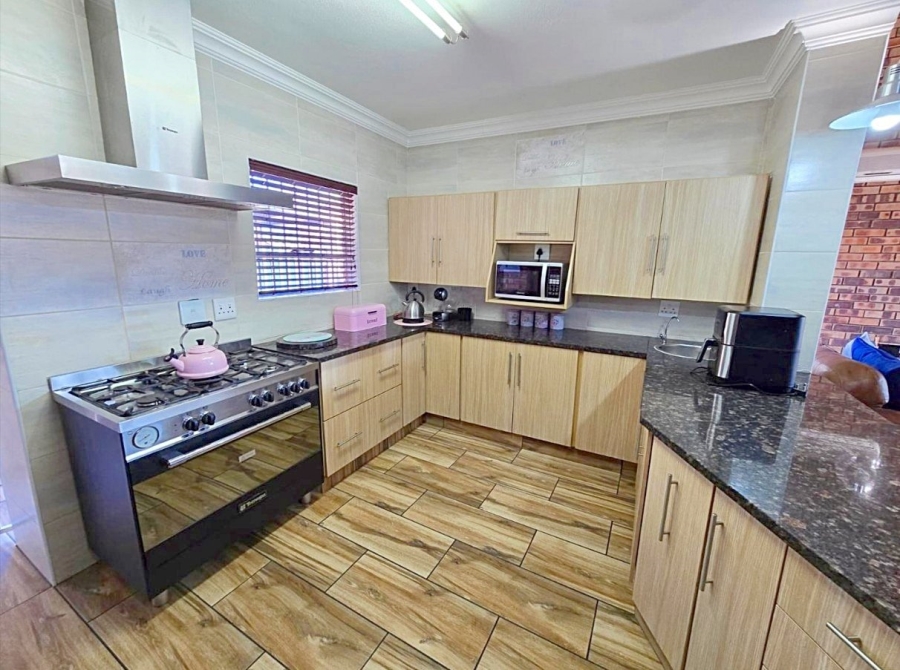 4 Bedroom Property for Sale in Ferryvale Gauteng