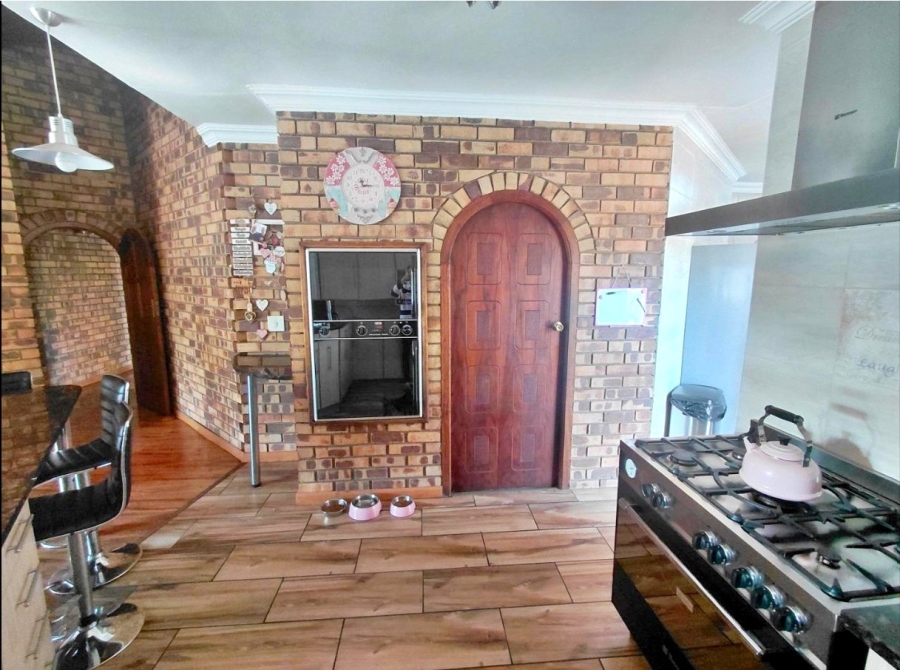 4 Bedroom Property for Sale in Ferryvale Gauteng