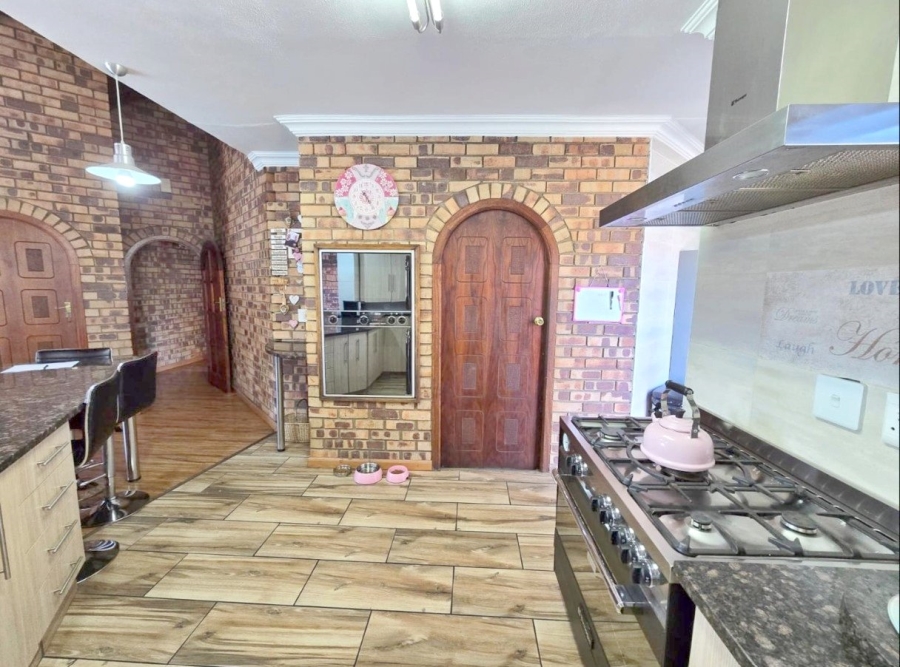 4 Bedroom Property for Sale in Ferryvale Gauteng