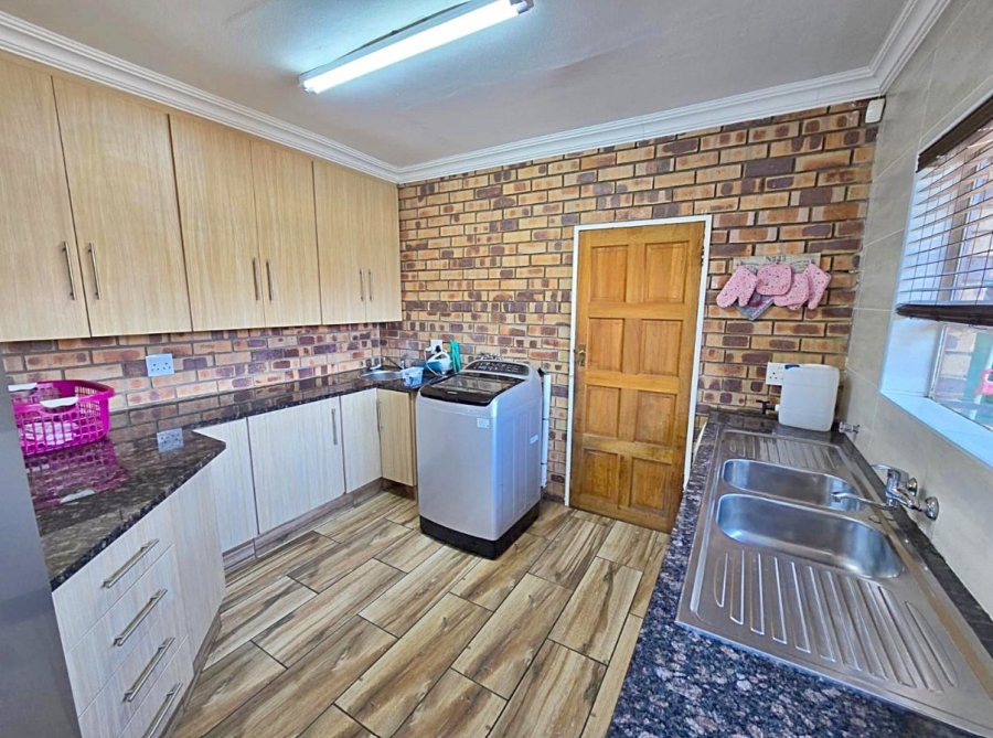 4 Bedroom Property for Sale in Ferryvale Gauteng