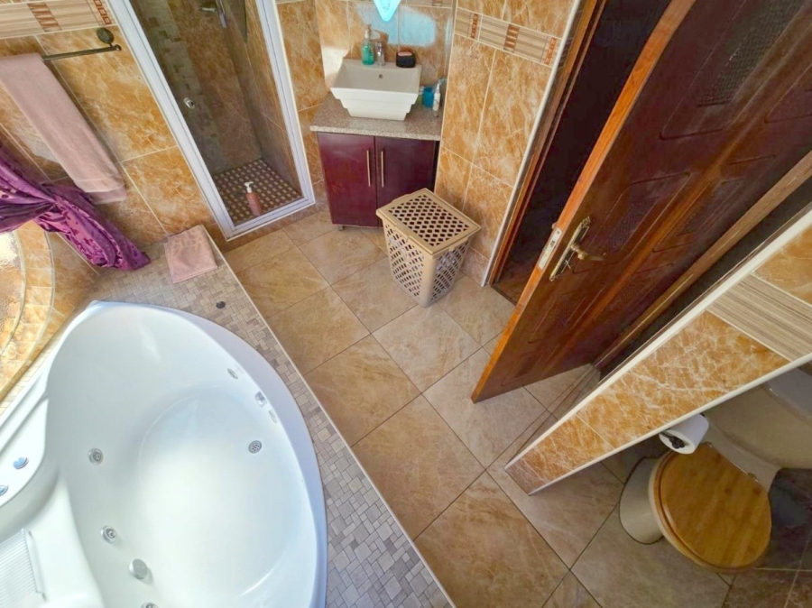 4 Bedroom Property for Sale in Ferryvale Gauteng
