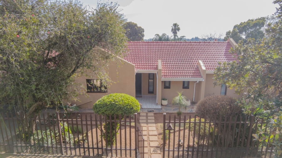 3 Bedroom Property for Sale in Birchleigh North Gauteng