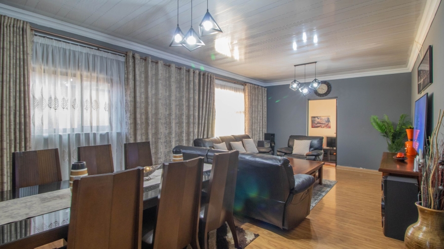 3 Bedroom Property for Sale in Birchleigh North Gauteng