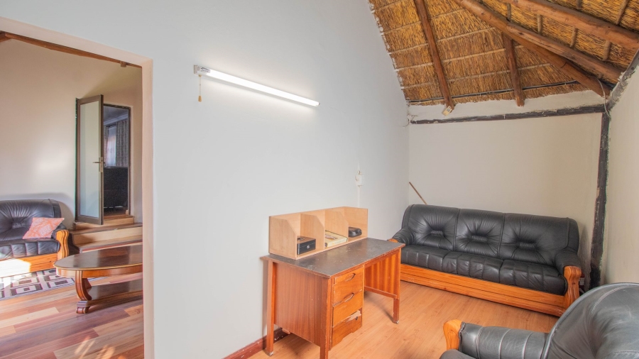 3 Bedroom Property for Sale in Birchleigh North Gauteng
