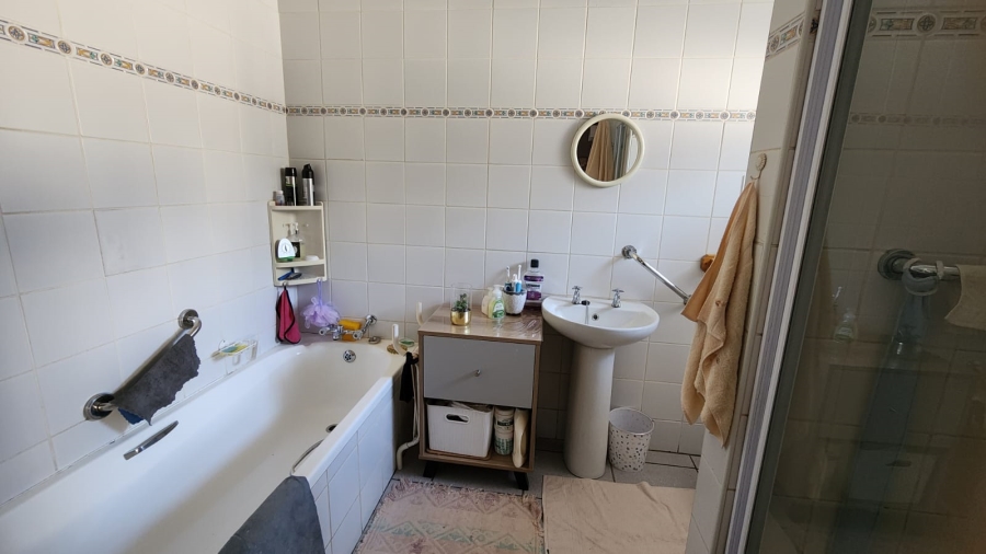 3 Bedroom Property for Sale in Pretoria North Gauteng