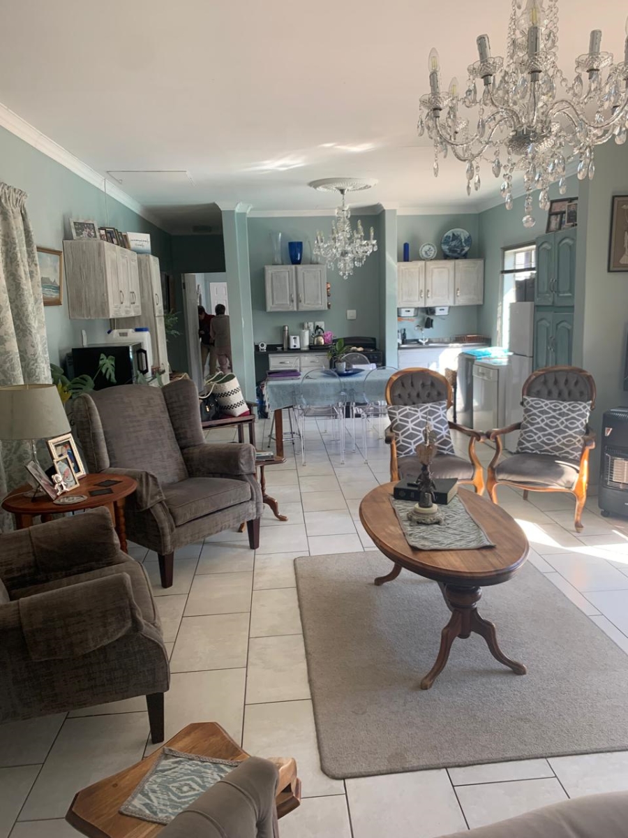 2 Bedroom Property for Sale in Glen Marais Gauteng