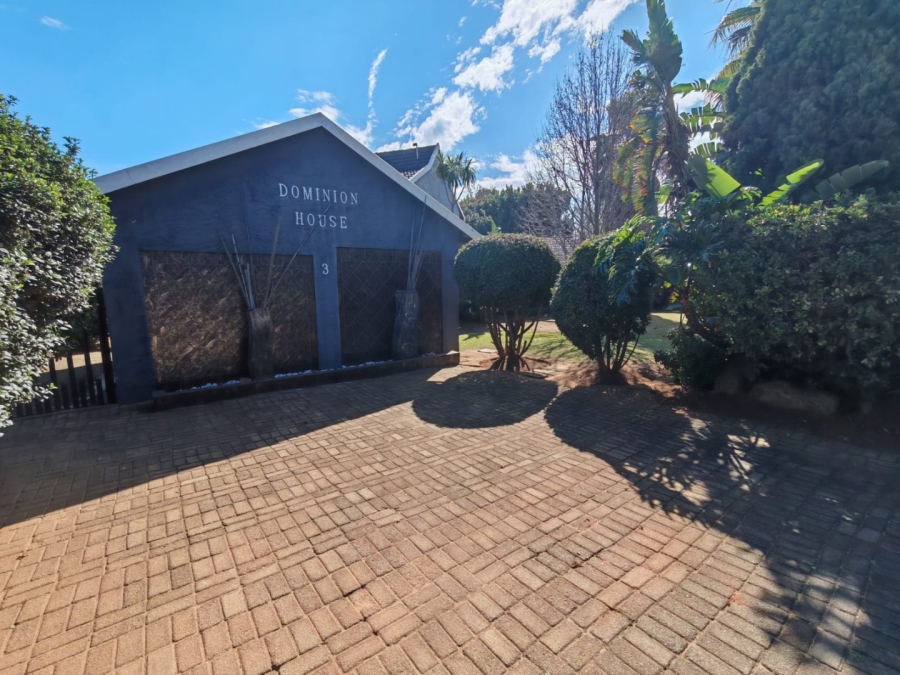 2 Bedroom Property for Sale in Glen Marais Gauteng