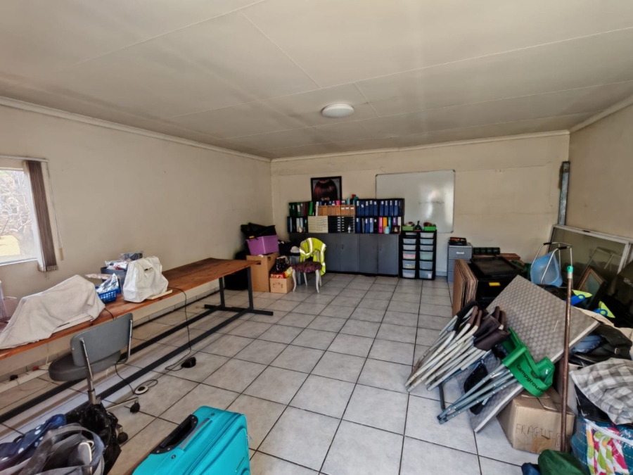 2 Bedroom Property for Sale in Glen Marais Gauteng