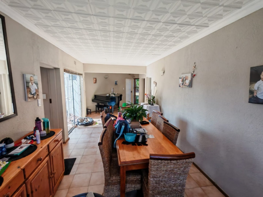 2 Bedroom Property for Sale in Glen Marais Gauteng