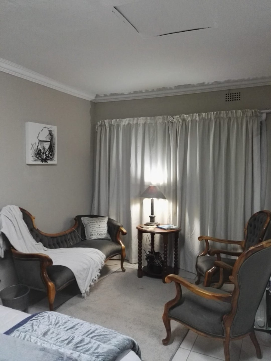 2 Bedroom Property for Sale in Glen Marais Gauteng