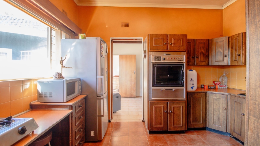 2 Bedroom Property for Sale in Glen Marais Gauteng