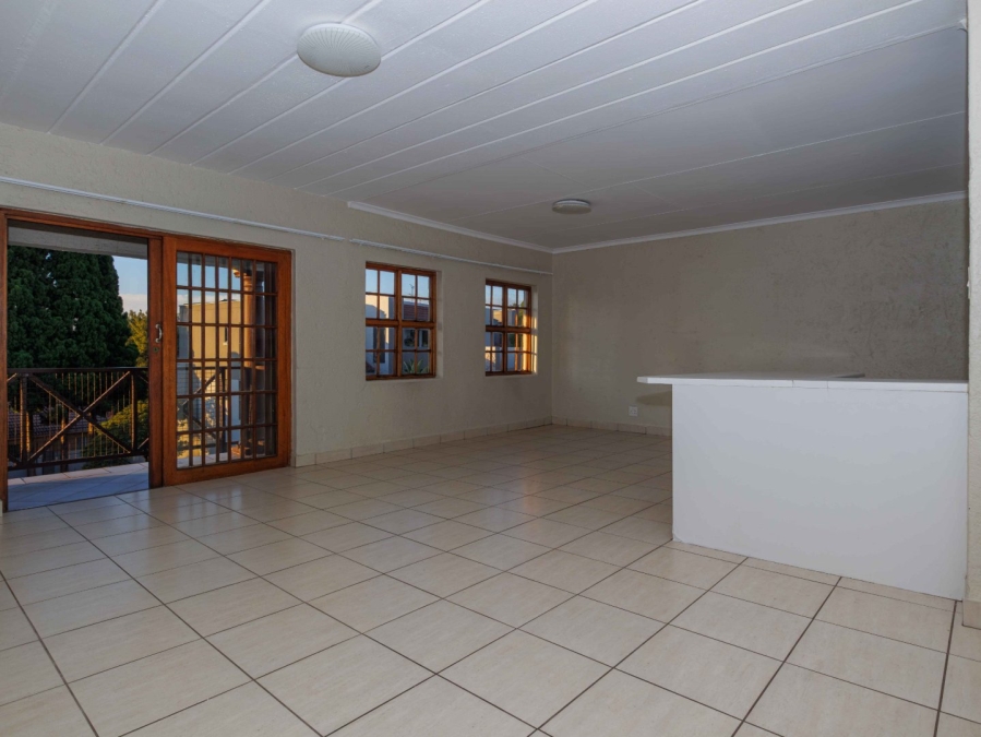 3 Bedroom Property for Sale in Dowerglen Gauteng